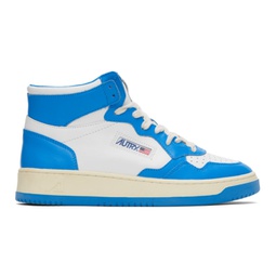 Blue & White Medalist Sneakers 232954M236002