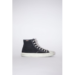 Low top sneakers - Black/off white