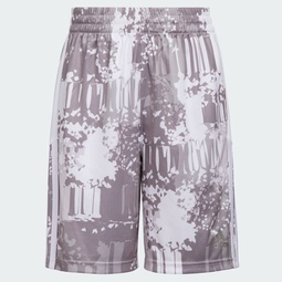 Back to Nature Allover Print Shorts