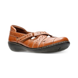 Collection Womens Ashland Spin Flats