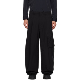Black Pleated Trousers 241385M191005
