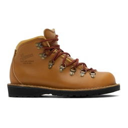 Tan Mountain Pass Boots 241338M255006