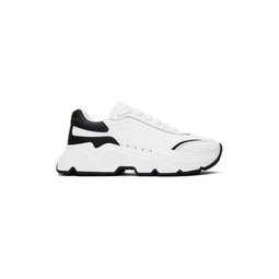 White Daymaster Sneakers 241003M237014