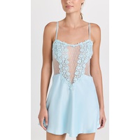 Showstopper Chemise