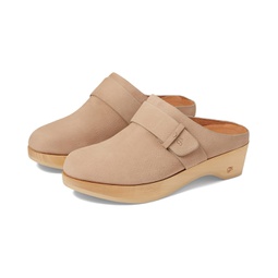 Womens Gentle Souls by Kenneth Cole Henley Clog