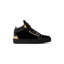 Navy Veronica Sneakers 222266M236041