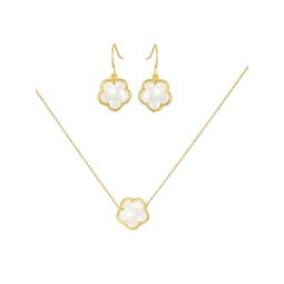 Flower 2-Piece 14K Goldplated & Mother Of Pearl Pendant Necklace & Hook Earrings Set