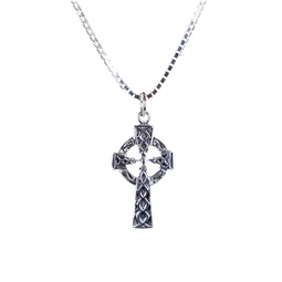 Dell Arte Sterling Silver Celtic Cross Pendant Necklace
