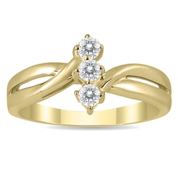 1/4 carat tw three stone diamond ring in 10k yellow gold