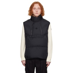 Black Aire Down Vest 232111M185036