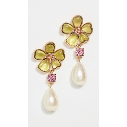 Cloudy Resin Symmetrical Pearl Earrings