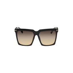 Black Sabrina Sunglasses 232076F005009