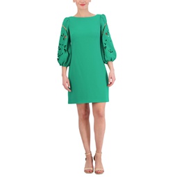 Womens Signature Stretch Crepe Embroidered-Sleeve Shift Dress