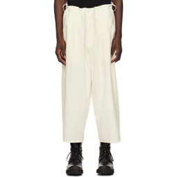 White Tuck Trousers 241573M191011