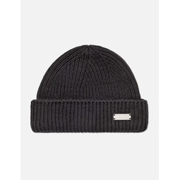 Beanie With Metal Plate Logo