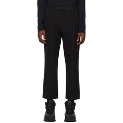 Black One Tuck Tapered Trousers 231493M191008