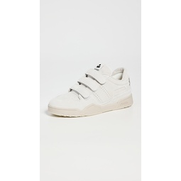 Oney Low Sneakers