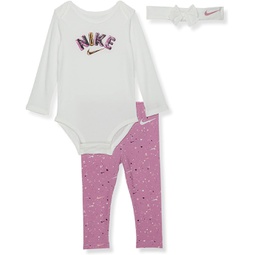Nike Kids Swoosh Party Three-Piece Set (Infant)