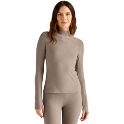 Beyond Yoga Featherweight Moving On Pullover