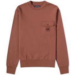 Fred Perry Badge Crew Sweat Whisky Brown