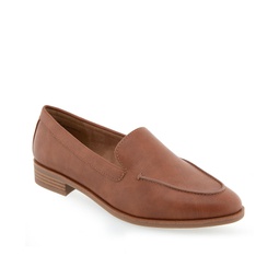 Womens Everest01 Tapered Dress Loafers