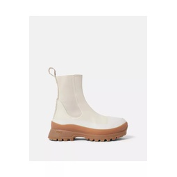 Trace Chelsea Boots