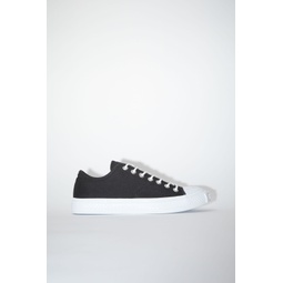 Low top sneakers - Black/off white